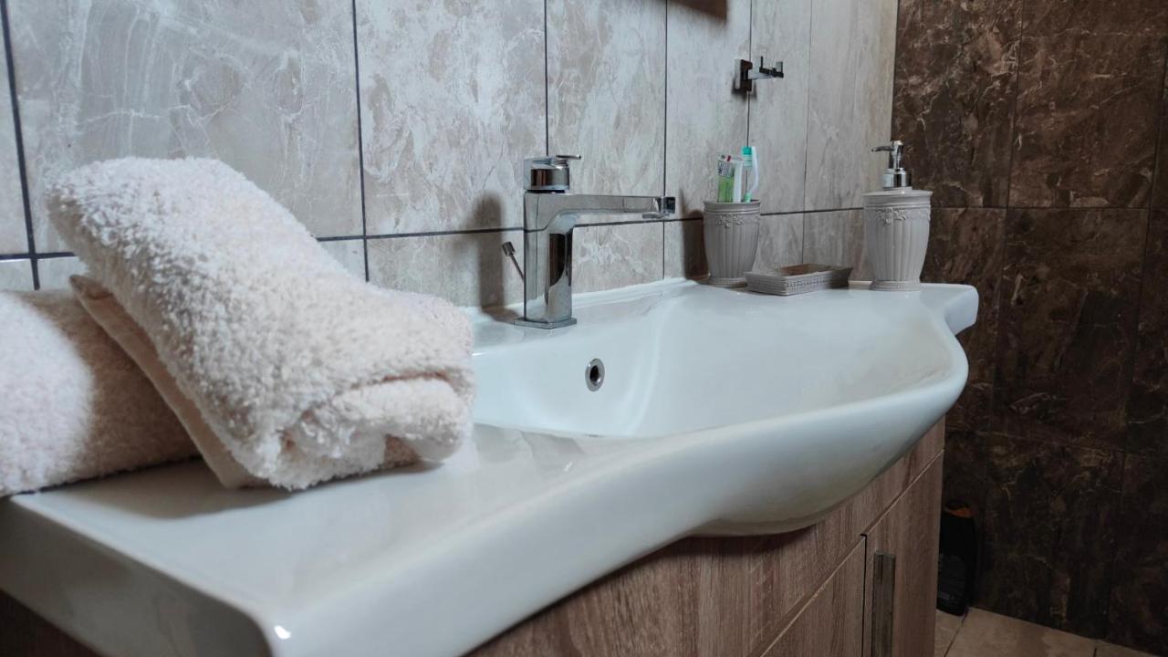 Appartement Γιώργος Και Εύα à Karianí Extérieur photo